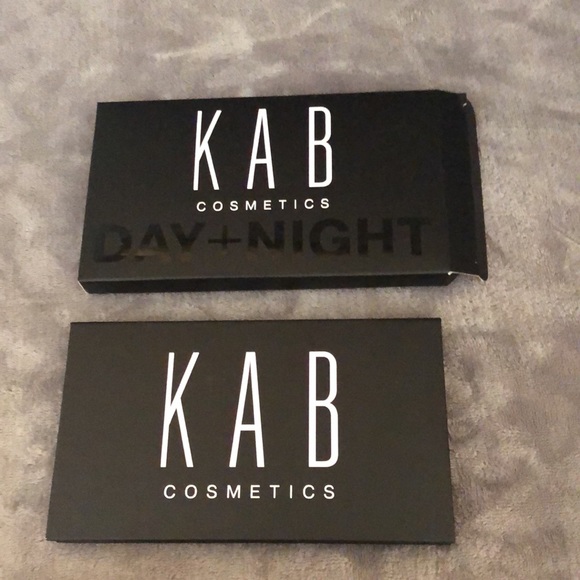 NWT ๐ KAB Day + Night Eyeshadow Palette - Picture 8 of 16